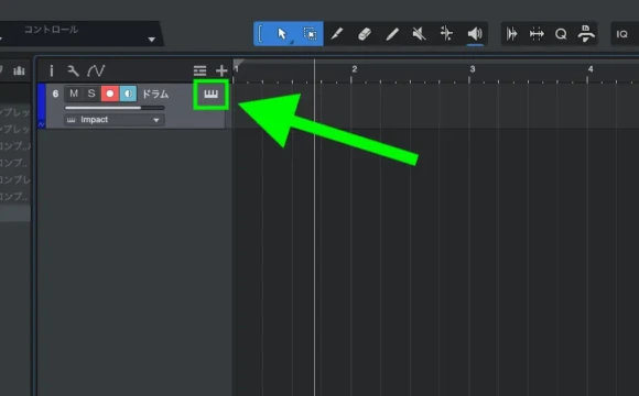 インストゥルメントトラックが作成されて、アレンジビューに表示されたあと、ピアノマークのアイコンをクリック